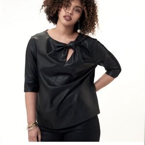 Universal Standard Savio Faux Leather Black Front Twist Top Women’s‎ Small